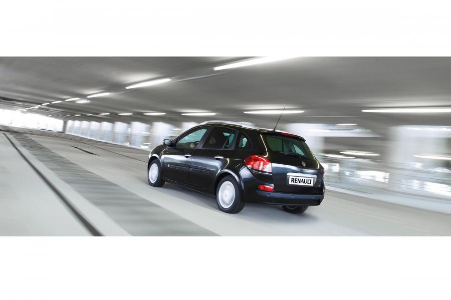  Renault Clio Estate 2007 года  (фото 46 из 50)